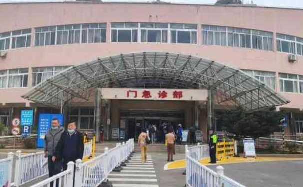 上海市宝山区仁和医院口腔科龅牙矫正价格贵不贵啊+内含真人案例