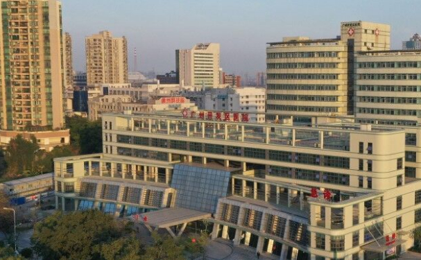 广州开发区医院南岗医院口腔科龅牙矫正怎么样？技术实力评测