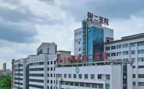 邵阳学院附属第二医院口腔科牙齿矫正怎么样?费用查询?求美案例