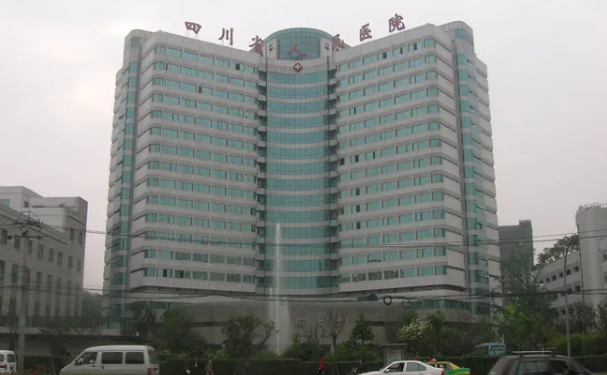 四川省医学科学院·四川省人民医院隆鼻修复价格一览表?陈再洪|蔡震|刘全医生隆鼻修复术后体验感受