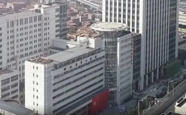 湖北省第三人民医院做割双眼皮怎么样?割双眼皮技术口碑点评,价格在2000元起