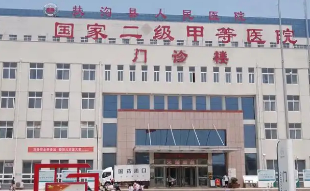 扶沟县人民医院口腔科龅牙矫正怎么样?费用表一览何龙显、王海洋技术各有优势